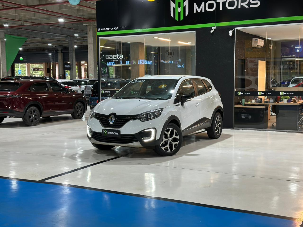 RENAULT